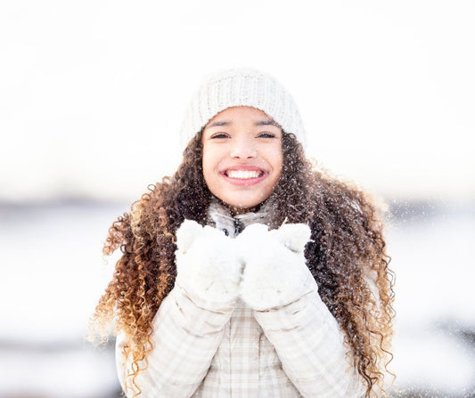 ❄️Embrace the Winter Curl: A Guide to Nourishing Wavy, Curly, and Coily Hair