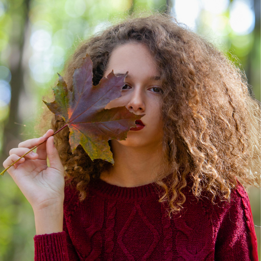 Curls 101 Guide: Falling Even More in Love with Your Curls